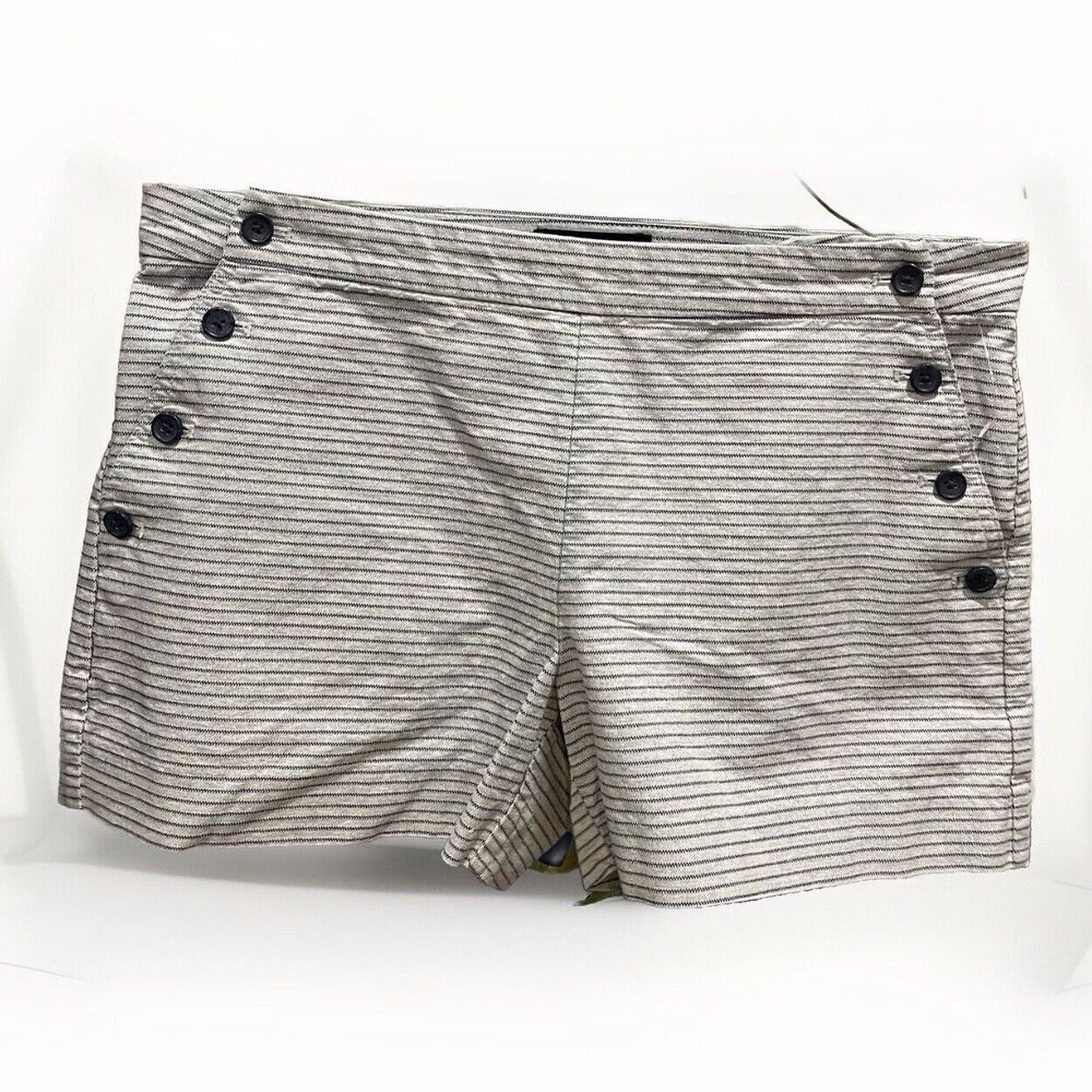 Banana Republic Women’s Size 8 Gray Blue Stripe Nautical Shorts